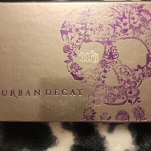 Urban Decay Ammo Eyeshadow PALETTE